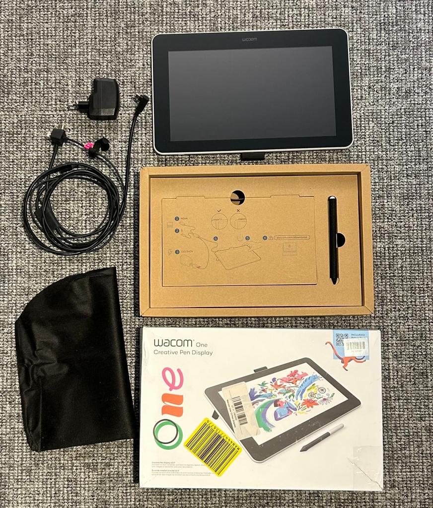 Wacom One 13 tekentablet met pen - Zo goed als nieuw, Computers en Software, Tekentablets, Ophalen, Zo goed als nieuw, Bedraad