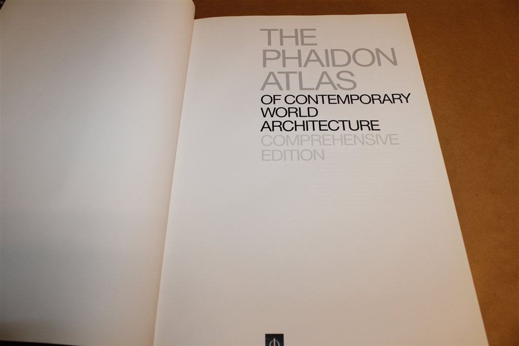 Phaidon Atlas Wereldarchitectuur — Monumentaal Boek 10 Kg, Ophalen of Verzenden, Gelezen, Architecten