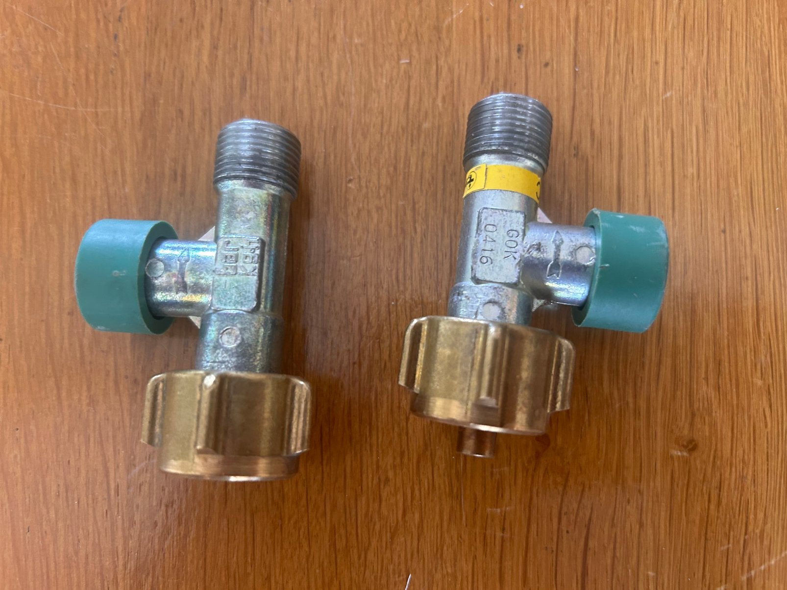 2 slangbreuk  beveiliging Truma, Caravans en Kamperen, Caravan accessoires, Ophalen of Verzenden, Gebruikt