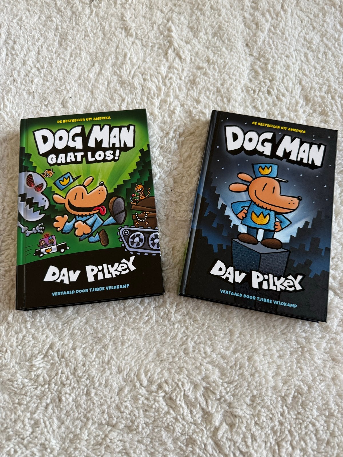Dog Man Boeken: 'Gaat Los!' en 'Dog Man' (2-delige set), Ophalen of Verzenden, Zo goed als nieuw, Fictie