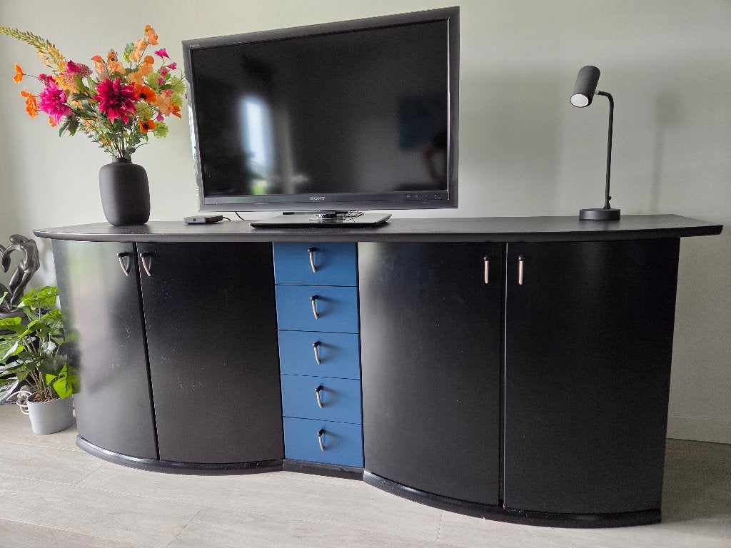 Design dressoir, Ophalen, Gebruikt, Met deur(en), Design
