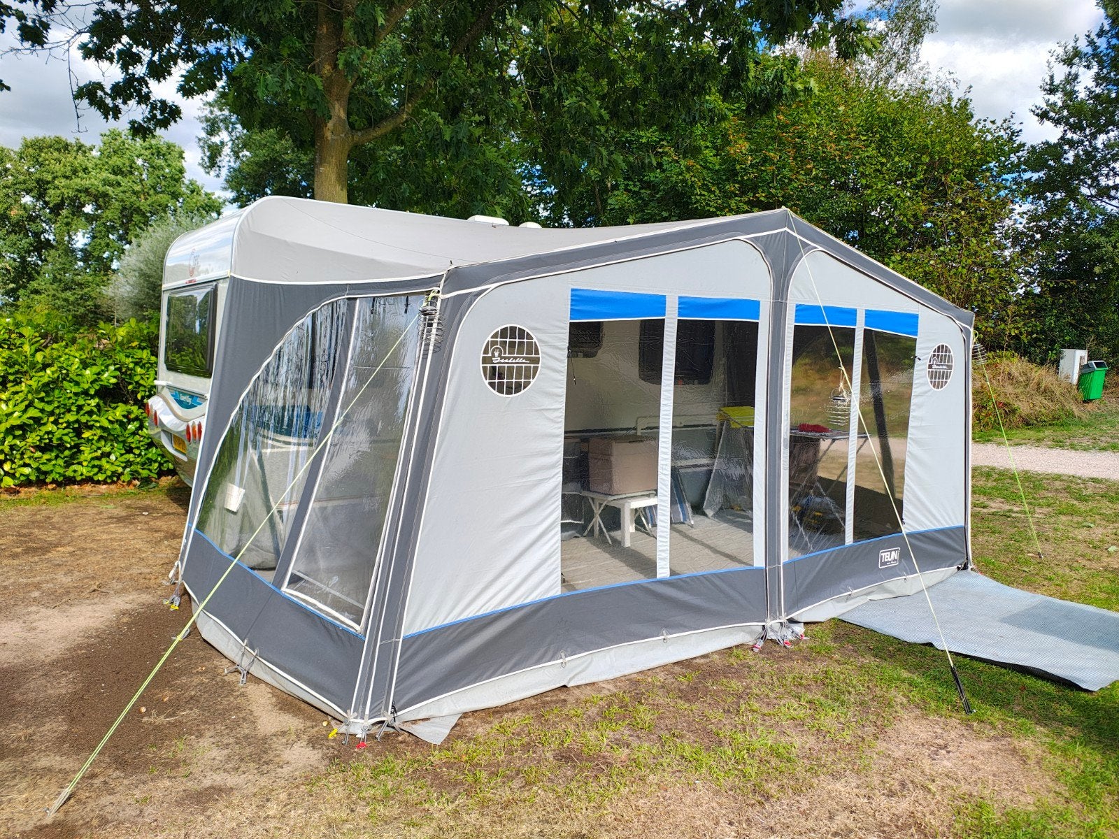 nette TEC Travel King 450TE -  caravan met luifel/voortent, T.E.C., Rondzit, Particulier, 4 tot 5 meter
