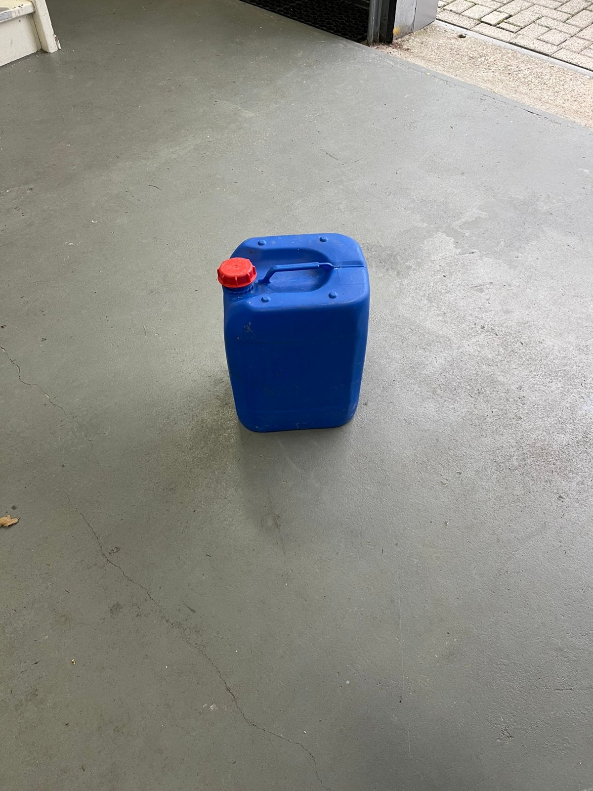 20 liter jerrycans, Minder dan 75 liter, Ophalen, Zo goed als nieuw