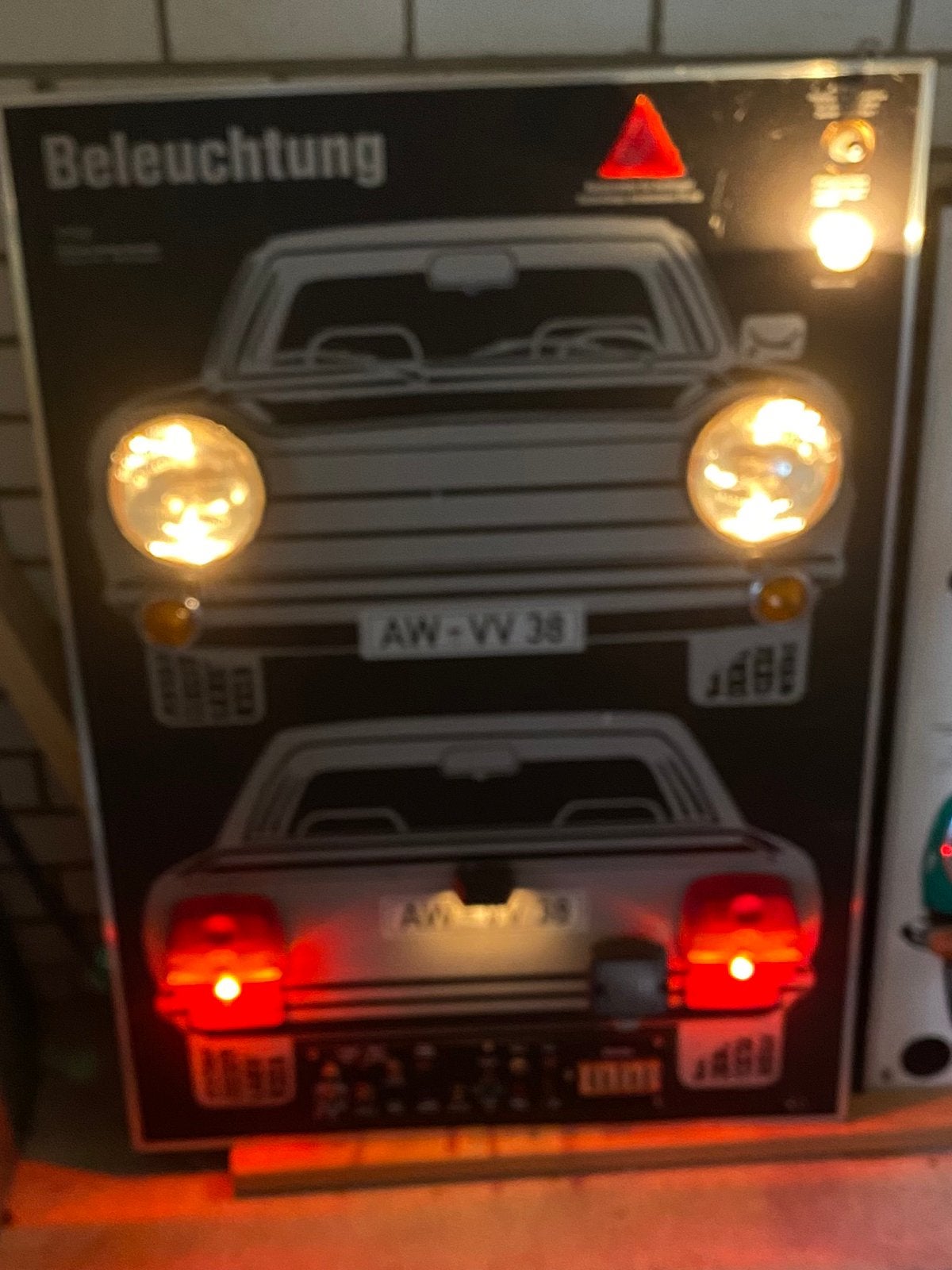 Auto leer model, Verzamelen, Ophalen, Zo goed als nieuw