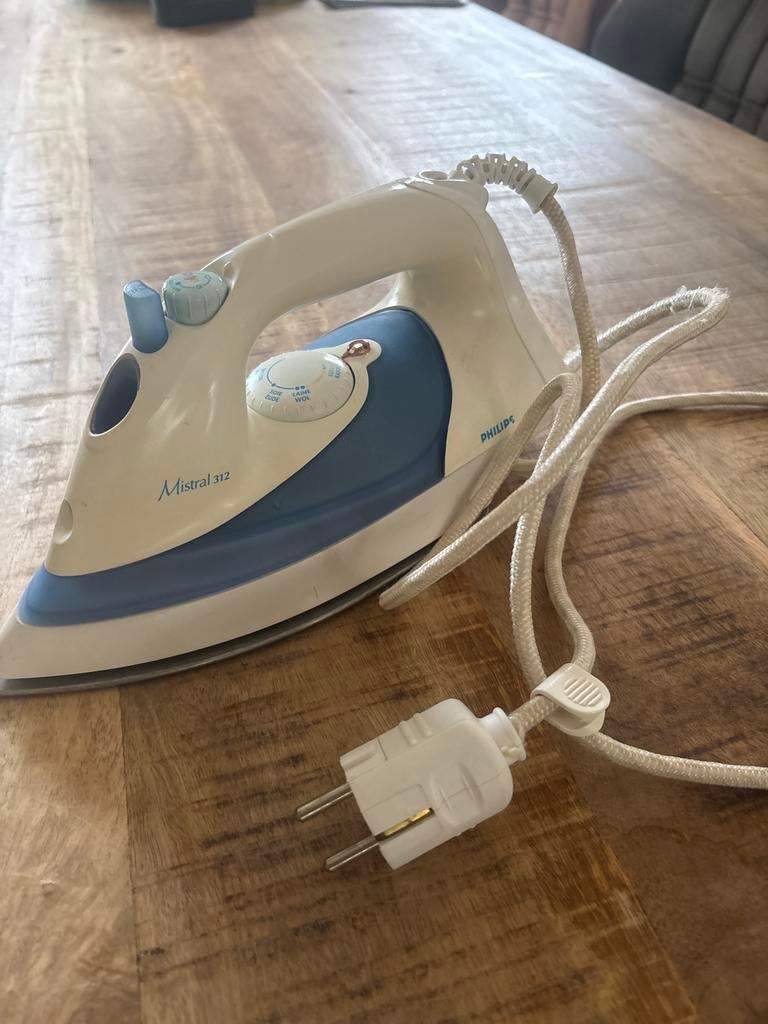 Philips Mistral 312 stoom strijkijzer, Ophalen, Gebruikt, Strijkijzer met snoer