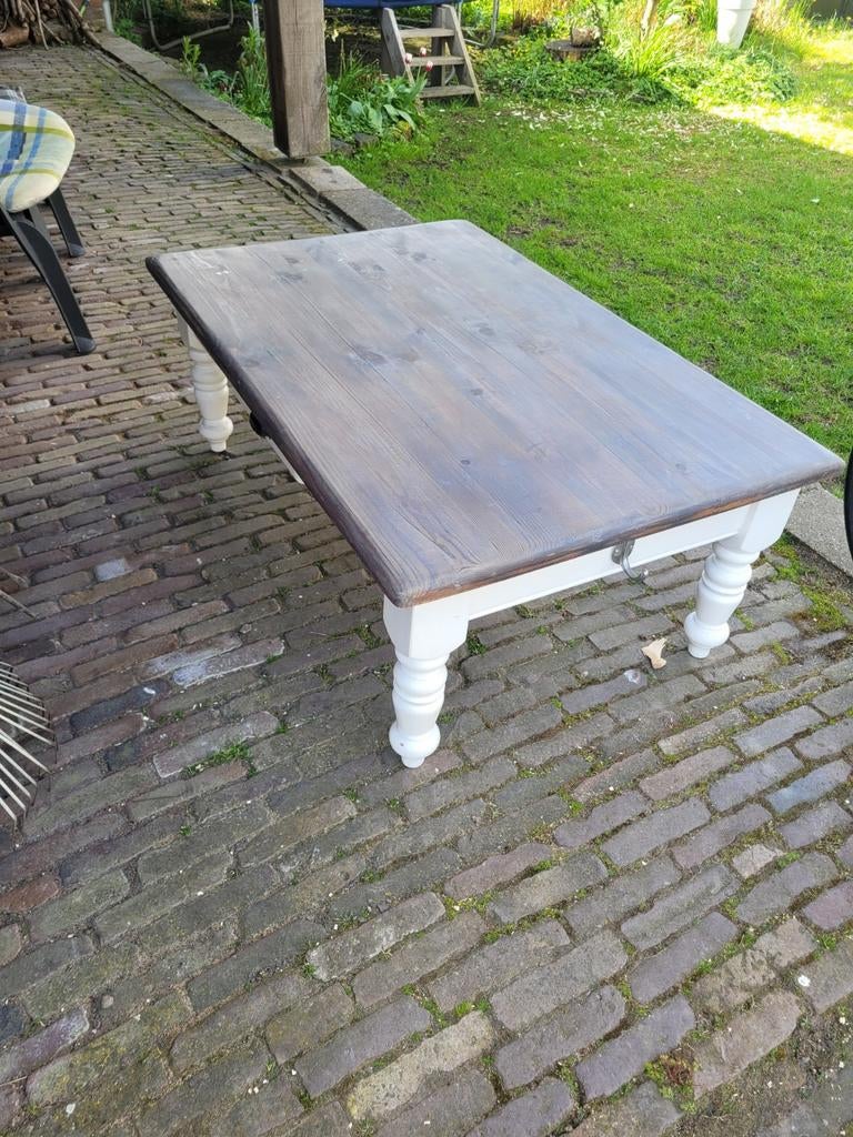 Robuuste salontafel met gedraaide poten, Huis en Inrichting, Tafels | Salontafels, Ophalen, Gebruikt, 100 tot 150 cm, 50 tot 100 cm