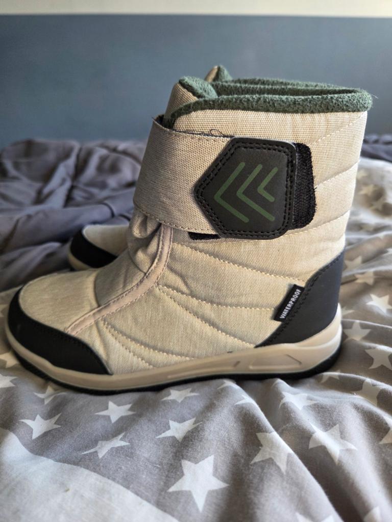 Waterdichte kinderlaarzen - Maat 33, Kinderen en Baby's, Kinderkleding | Schoenen en Sokken, Ophalen of Verzenden, Onbekend, Jongen