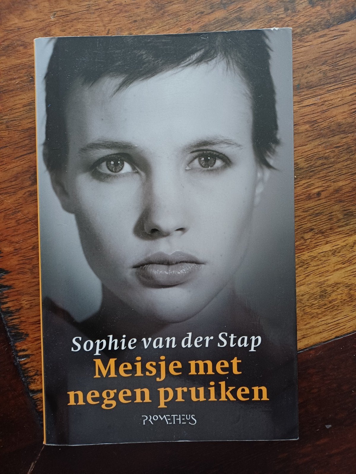 Meisje met negen pruiken - Sophie van der Stap, Ophalen of Verzenden, Gelezen, Sophie van der Stap, Nederland