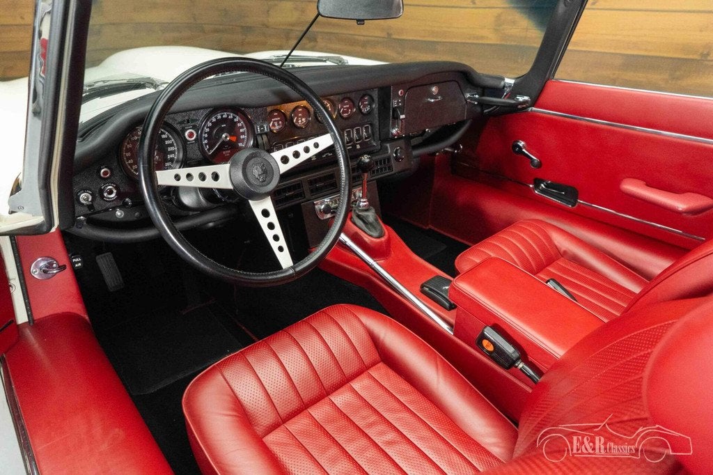 Jaguar E-Type Series 3 Cabriolet | 1974, Auto's, Oldtimers, Achterwielaandrijving, Cabriolet, Wit, Leder