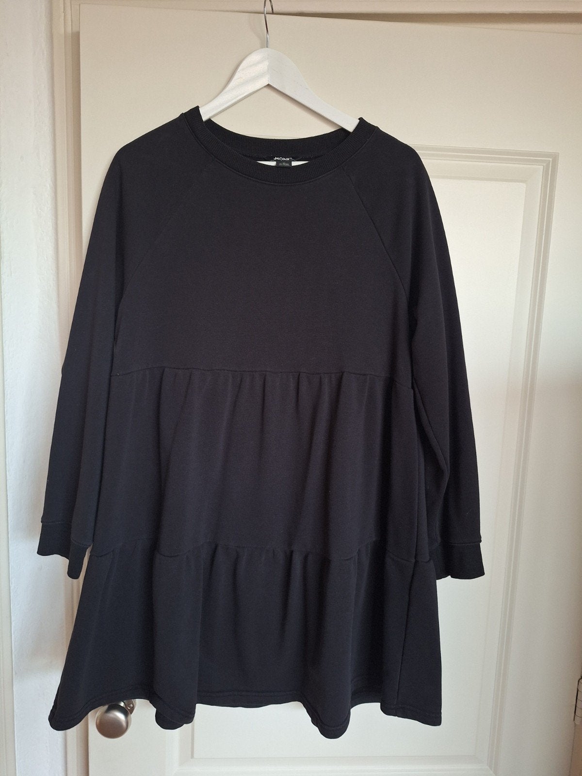 Monki Zwarte Sweater Jurk Maat M, Maat 38/40 (M), Zwart, Ophalen of Verzenden, Monki
