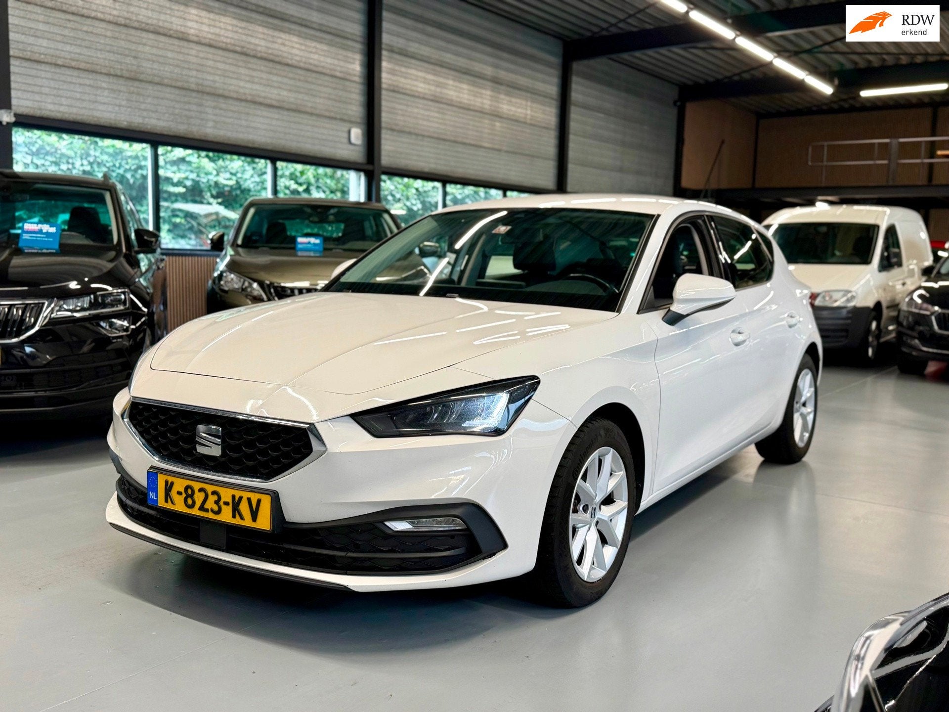 Seat Leon 1.0 TSI Reference LED l CarPlay l Navi, Auto's, Voorwielaandrijving, Gebruikt, Euro 6, Leon