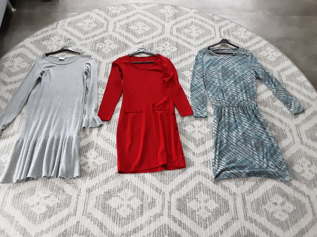 Mooie zachte jurk van het merk Vila - Maat M - Kleur grijs, Kleding | Dames, Maat 38/40 (M), Vila, Nieuw, Ophalen of Verzenden