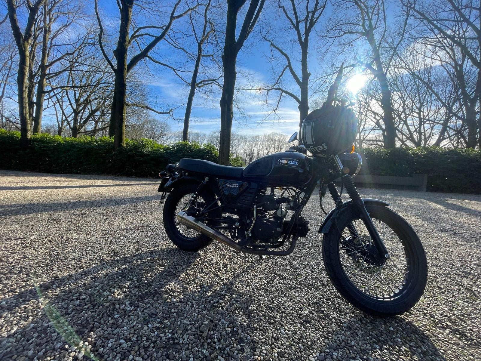 Hanway Raw 50 - Zwart, zo goed als nieuw, Fietsen en Brommers, Brommers | Overige merken, Ophalen, Maximaal 45 km/u, Zo goed als nieuw