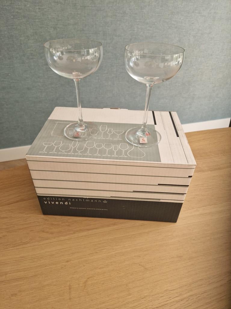 Nachtmann Vivendi Champagneglazen - Set van 4 dozen (24, Antiek en Kunst, Ophalen