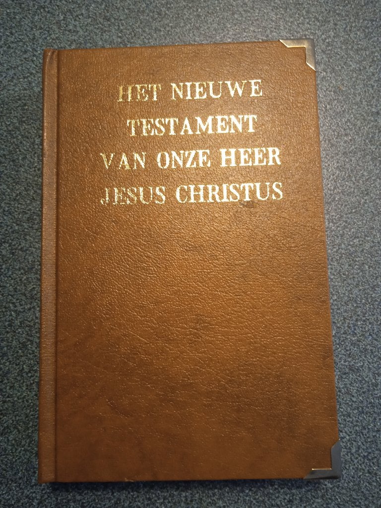 Het Nieuwe Testament van onze Heer Jesus Christus. (1961), Ophalen of Verzenden, Zo goed als nieuw, Christendom | Katholiek