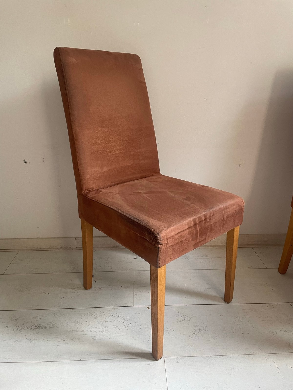 Set van 4 bruine eetkamerstoelen met stoffen bekleding, Huis en Inrichting, Stoelen, Ophalen, Gebruikt, Bruin, Vier