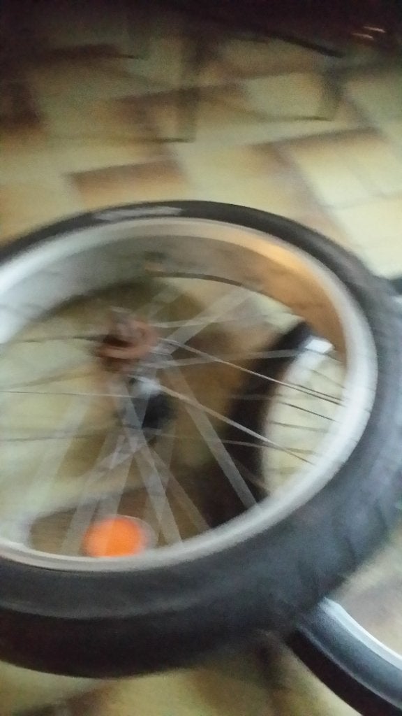 2 wielen met velgen voor chopper fiets 30 euro, Fietsen en Brommers, Ophalen, Gebruikt