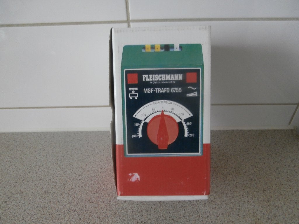 Fleischmann trafo zo goed als nieuw in OVP 6755, Hobby en Vrije tijd, Modeltreinen | H0, Ophalen, Transformator of Voeding, Gelijkstroom