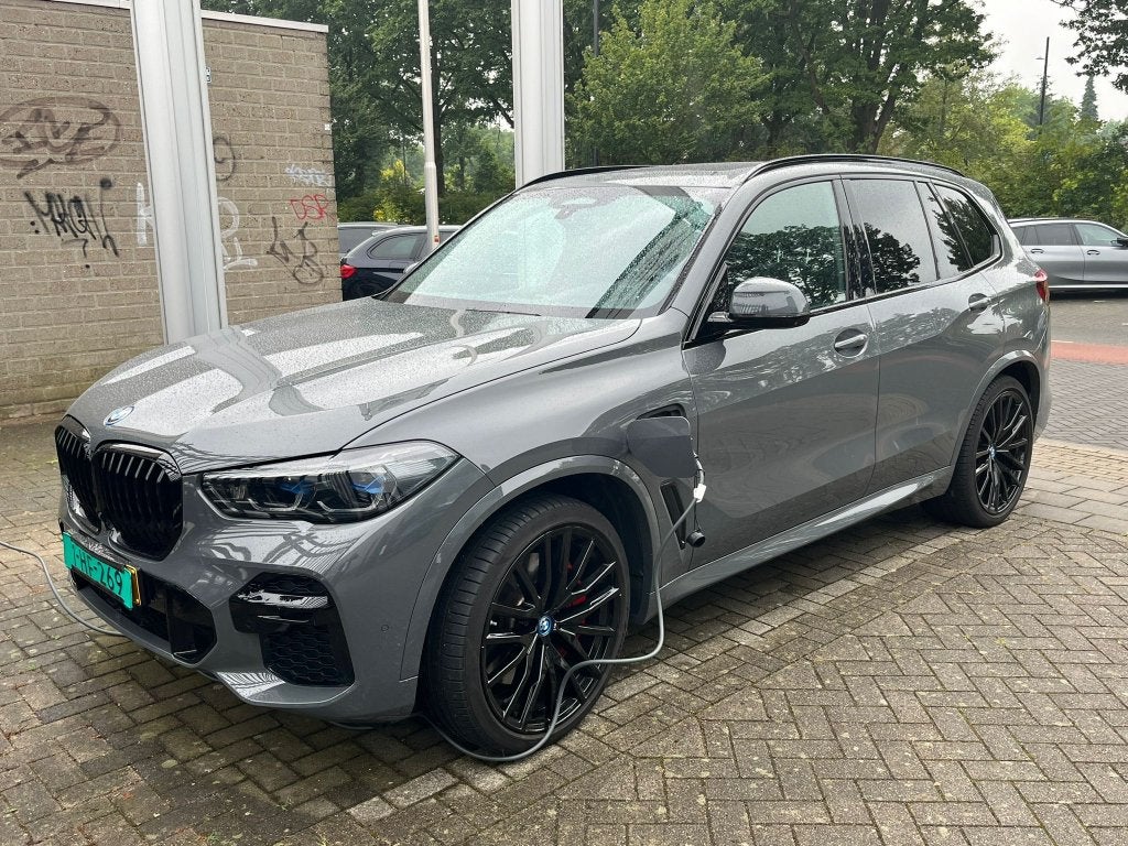 BMW X5 Xdrive45e | M Sport | Pano | Grigio Telesto!, Auto's, BMW, 77 km/l, 2410 kg, Vierwielaandrijving, Dealer onderhouden