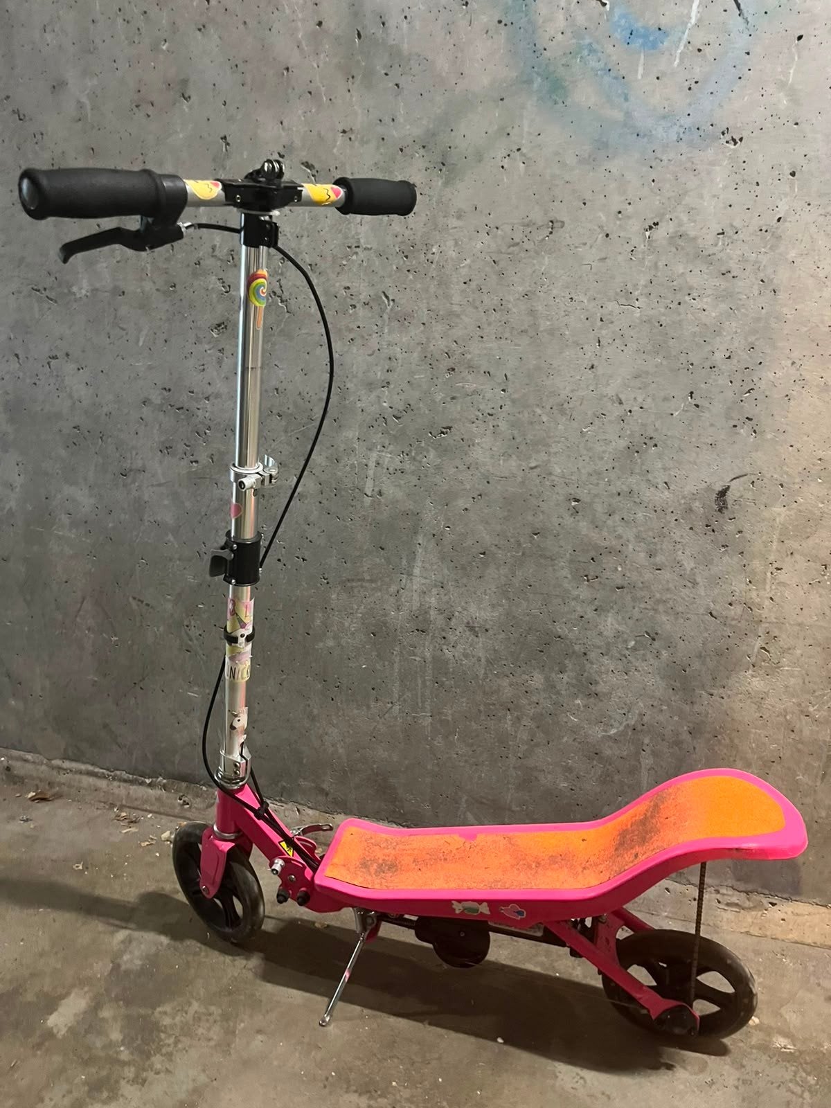 Space Scooter roze met stickers, Fietsen en Brommers, Steps, Gebruikt, Gewone step, Ophalen