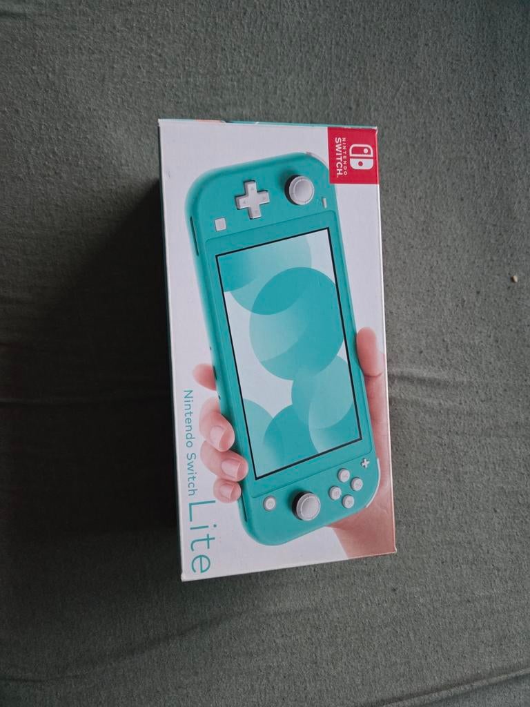 Switch lite blauw, Spelcomputers en Games, Spelcomputers | Nintendo Switch Lite, Ophalen, Turquoise, Gebruikt, Met beschermhoes of tas