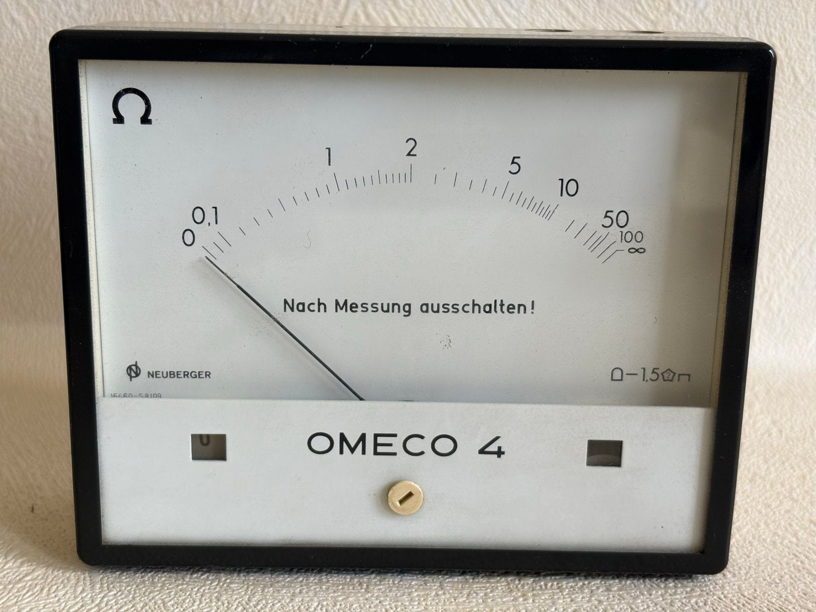 Vintage Neuberger OMECO 4 Ohmmeter - Made in Germany, Ophalen of Verzenden, Gebruikt, Elektriciteit