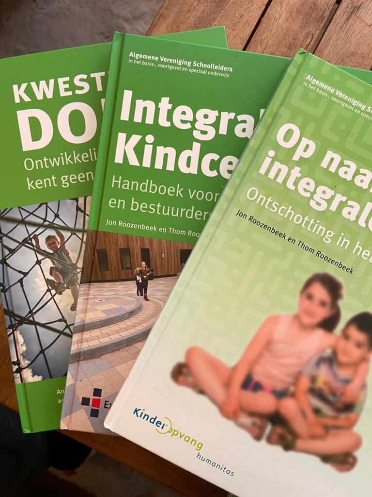 Set vakboeken IKC / integraal samenwerken / sociaal domein, Ophalen of Verzenden, Gamma, Zo goed als nieuw, HBO