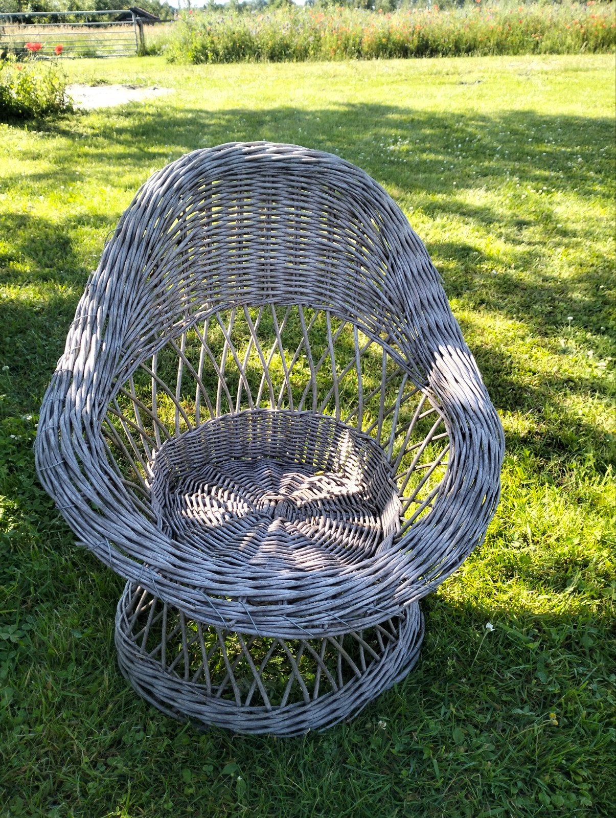 Leuke vintage rieten kinderstoel met een retro uitstraling, Ophalen, Gebruikt, Rotan
