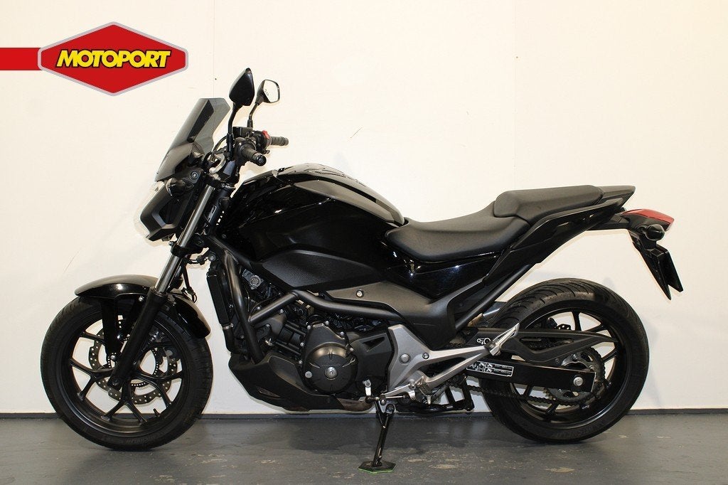 Honda NC 750 SA (bj 2016), Bedrijf, Mc.benelux@honda-eu.com, Doornveld 180
B-1731  Zellik, BE, Naked bike