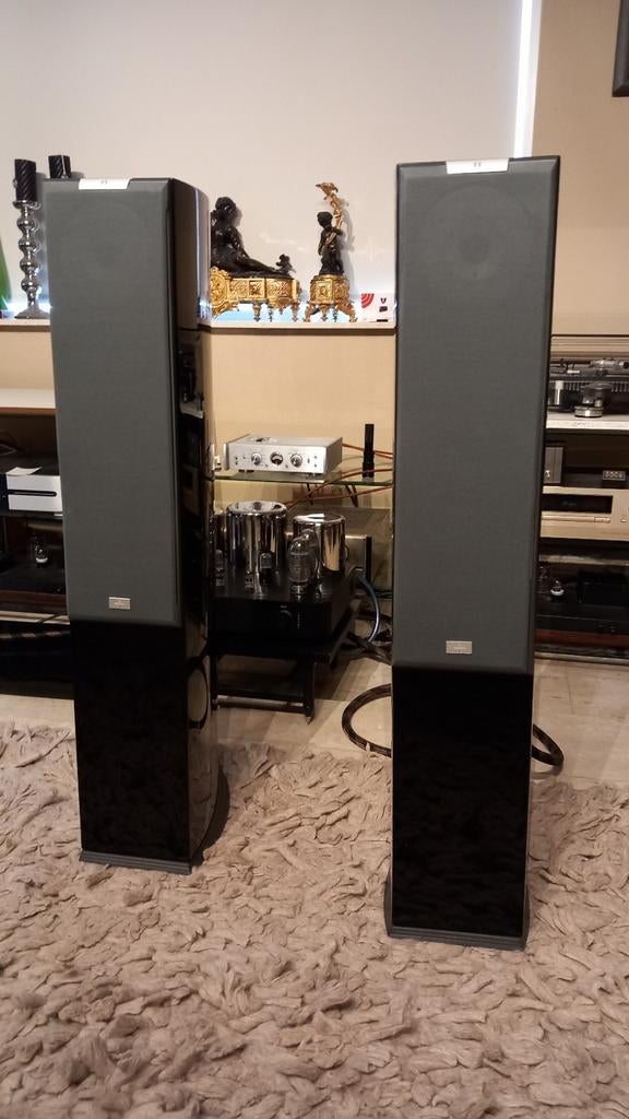 Audiovector SR3 signature in hoogglans piano zwart, Audio, Tv en Foto, Luidsprekers, Mileparken 22A DK-2740 Skovlunde Denemarken
