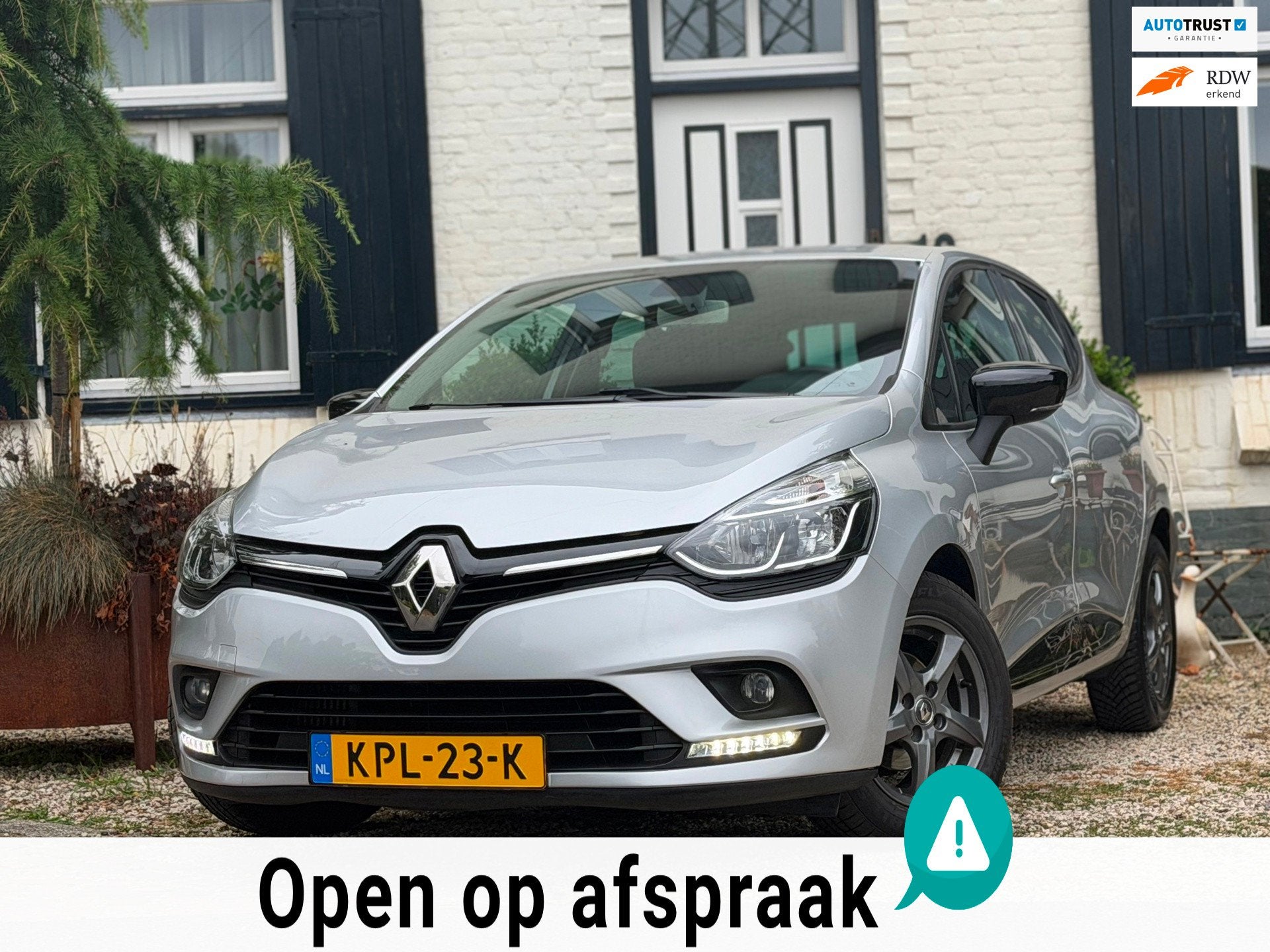 Renault CLIO 0.9 TCe Limited|Stoelverwarming|Navi|Bluetooth|, 898 cc, Gebruikt, 580 kg, Handgeschakeld