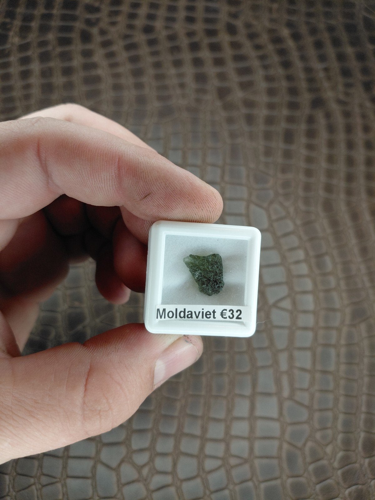 Aanbieding klein stukje Moldaviet nu €20, Verzenden, Nieuw