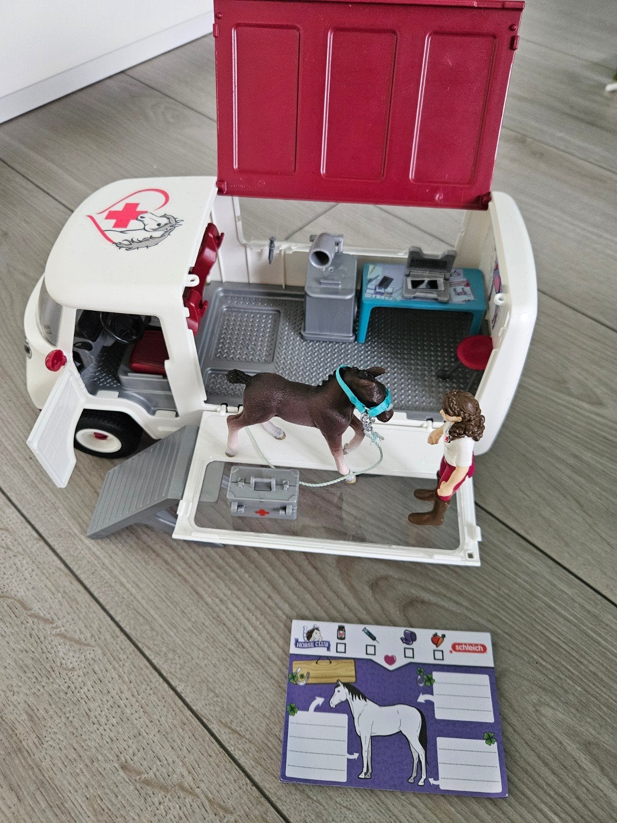 Schleich Paardenambulance met paard en dierenarts, Ophalen, Zo goed als nieuw