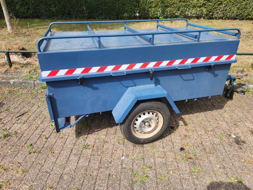 Stevige aanhanger met deksel en imperiaal, Ophalen of Verzenden, Gebruikt