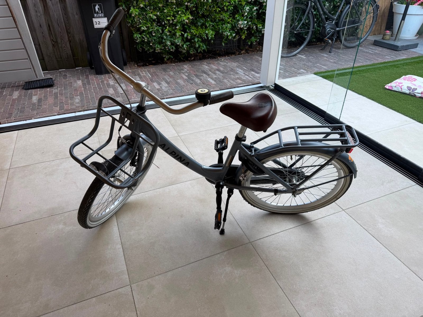 Alpina Clubb meisjesfiets 22 inch Satin Blue, Fietsen en Brommers, Ophalen, Terugtraprem, 22 inch, Gebruikt