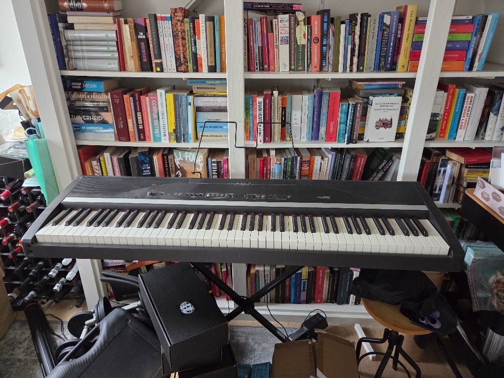 roland ep 880, Muziek en Instrumenten, Piano's, Ophalen, Gebruikt, Zwart, Digitaal