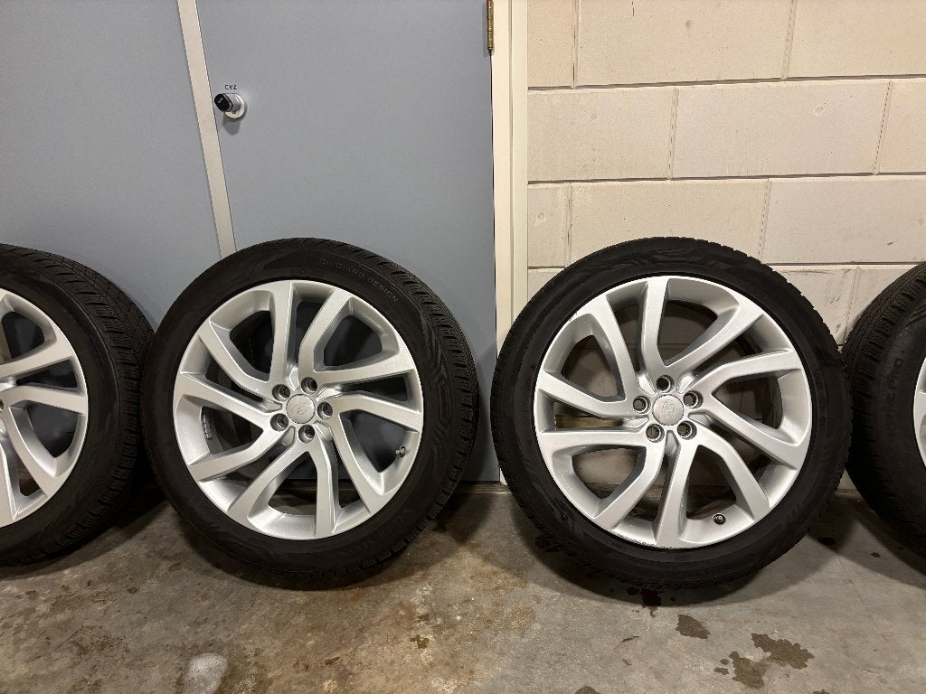 RR Evoque / LR Discovery Sport - set 20" Velgen LR073513, Ophalen, Banden en Velgen, All Season, Terreinwagen