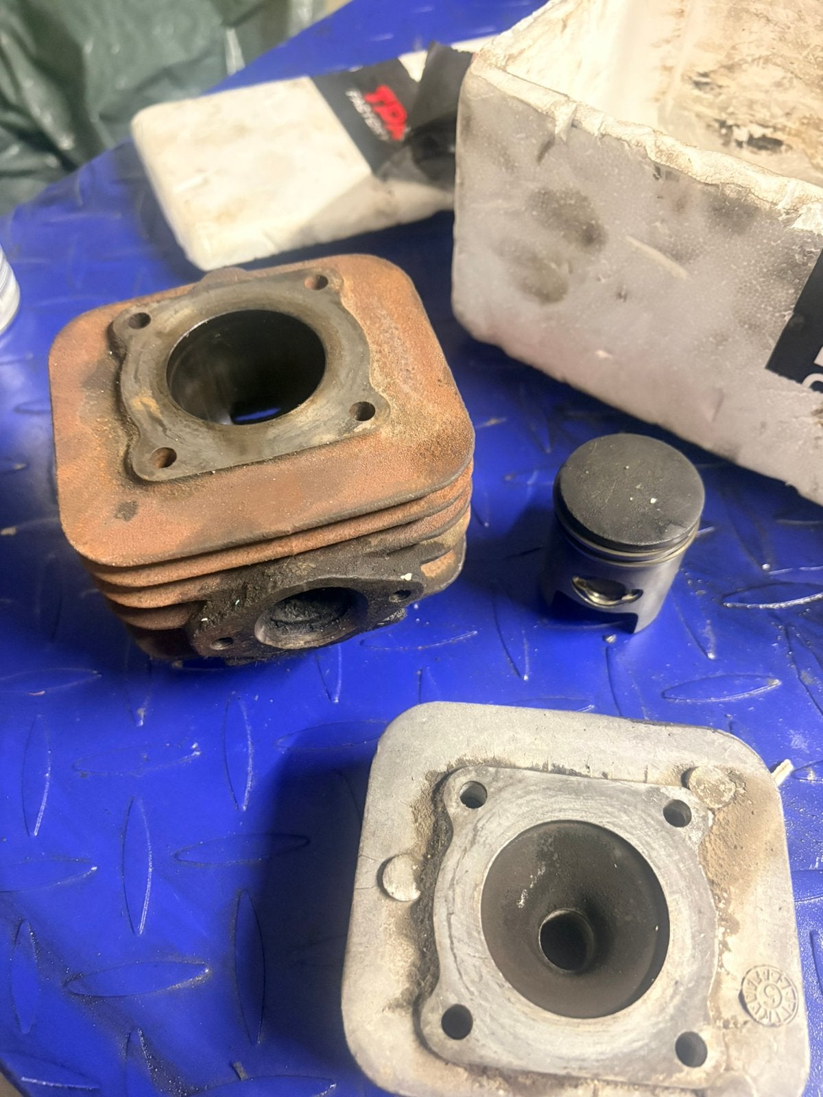 50cc 2 takt cilinder, Ophalen, Zo goed als nieuw, Cilinder