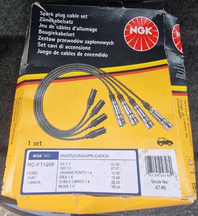 Nieuwe bougiekabels van NGK, Ophalen of Verzenden, Nieuw, Ferrari