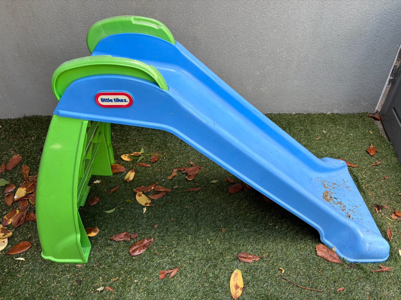 Little tikes glijbaan, Kinderen en Baby's, Speelgoed | Buiten | Speeltoestellen, Ophalen, Zo goed als nieuw, Glijbaan