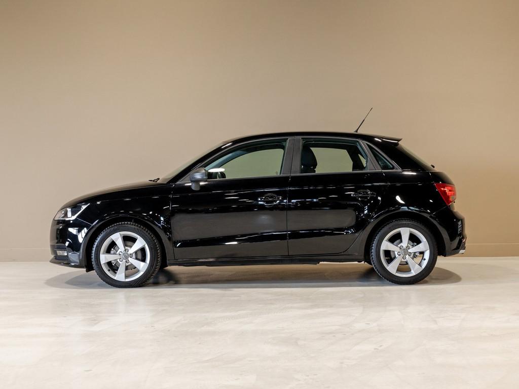 Audi A1 Sportback 1.0 TFSI Pro Line / 95pk / Stoelverwarming, Auto's, Met garantie (alle), 4 stoelen, Leder en Stof, Bedrijf