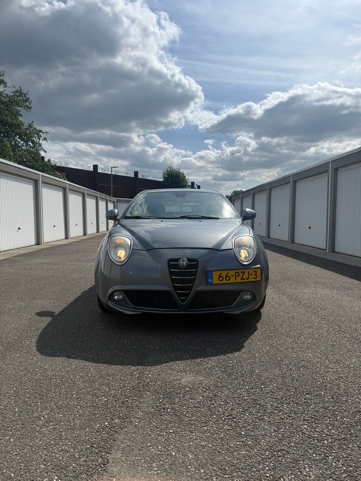 Alfa Romeo MiTo 1.3 D 62KW 2011 Grijs, Auto's, Voorwielaandrijving, Euro 5, 28 km/l, Zwart