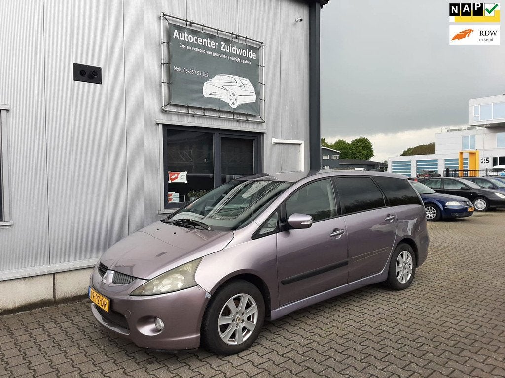Mitsubishi Grandis 2.4-16V InSport, Auto's, Mitsubishi, Voorwielaandrijving, Stof, Gebruikt, Zwart