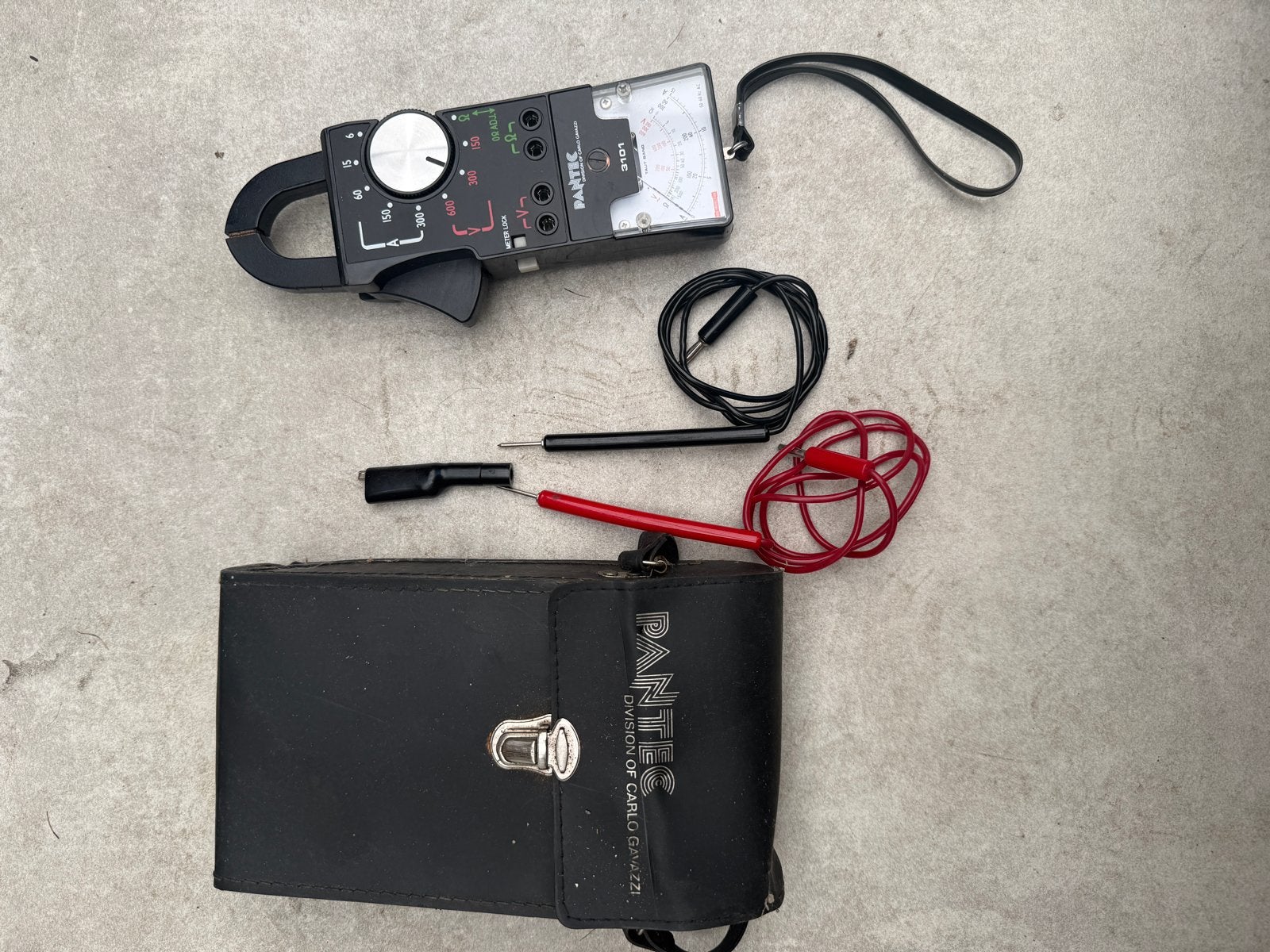 Pantec Stroomtang Multimeter met Etui en Meetsnoeren, Doe-het-zelf en Verbouw, Ophalen, Gebruikt, Multimeter