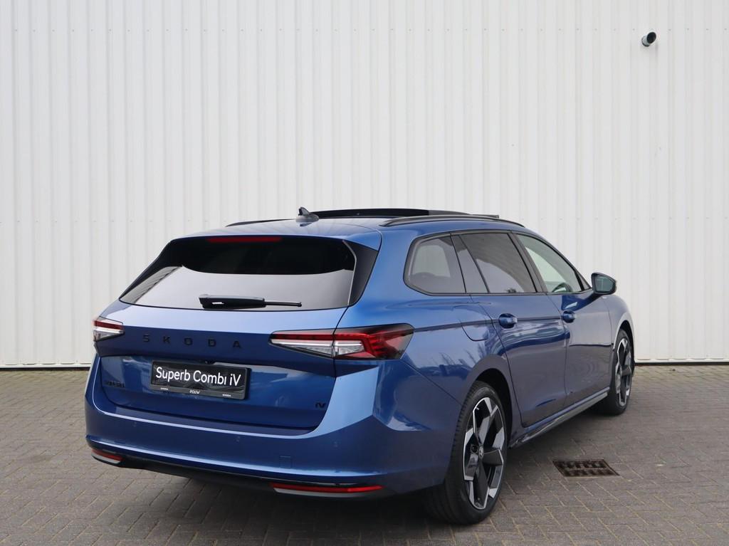 Skoda Superb 1.5 TSI PHEV Sportline Business | Winter Pakket, Auto's, Skoda, 12 maanden, 1498 cc, 4 cilinders, Blauw