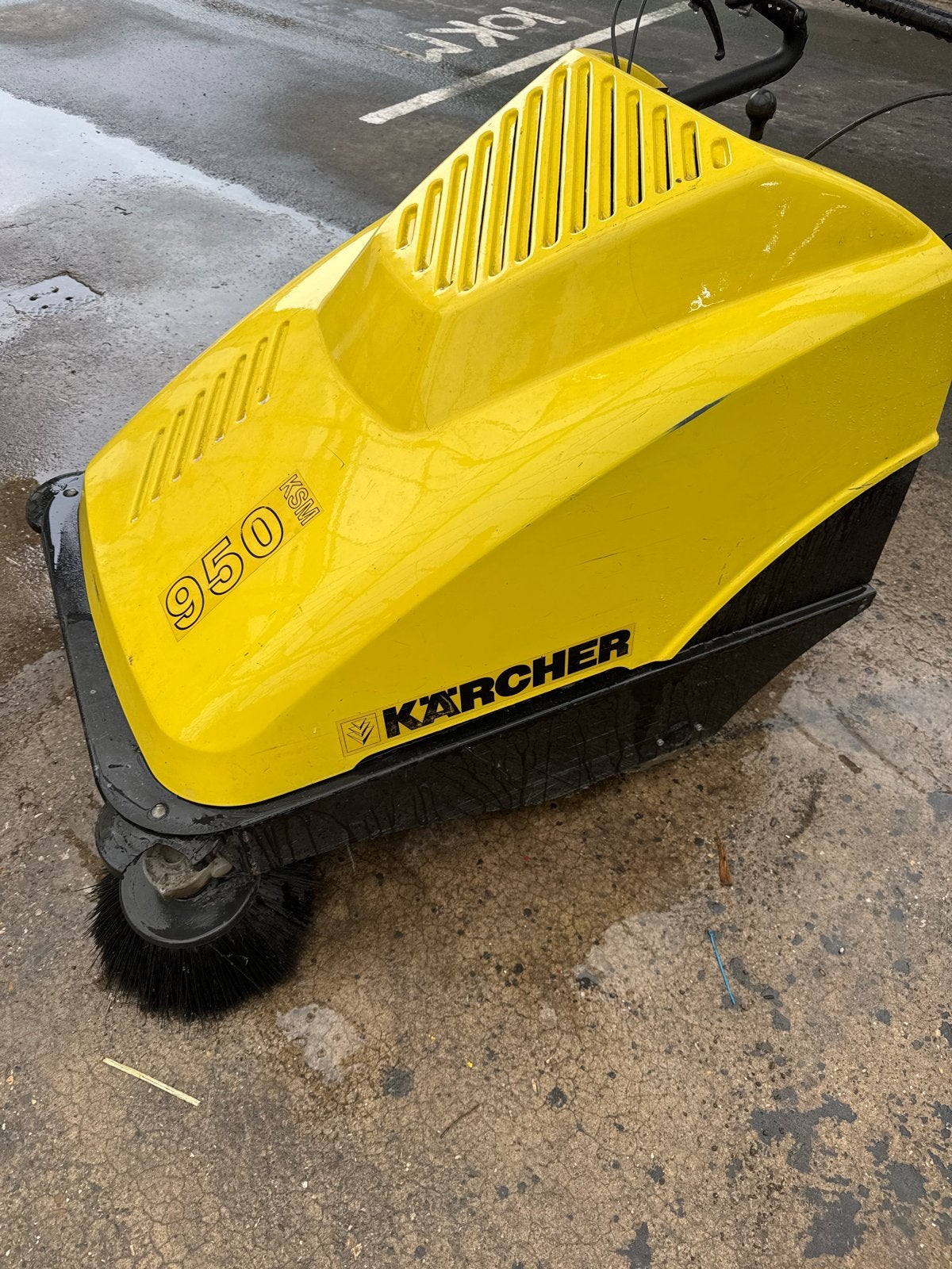 Kärcher KSM 950 B veegmachine - Krachtig en betrouwbaar, Ophalen