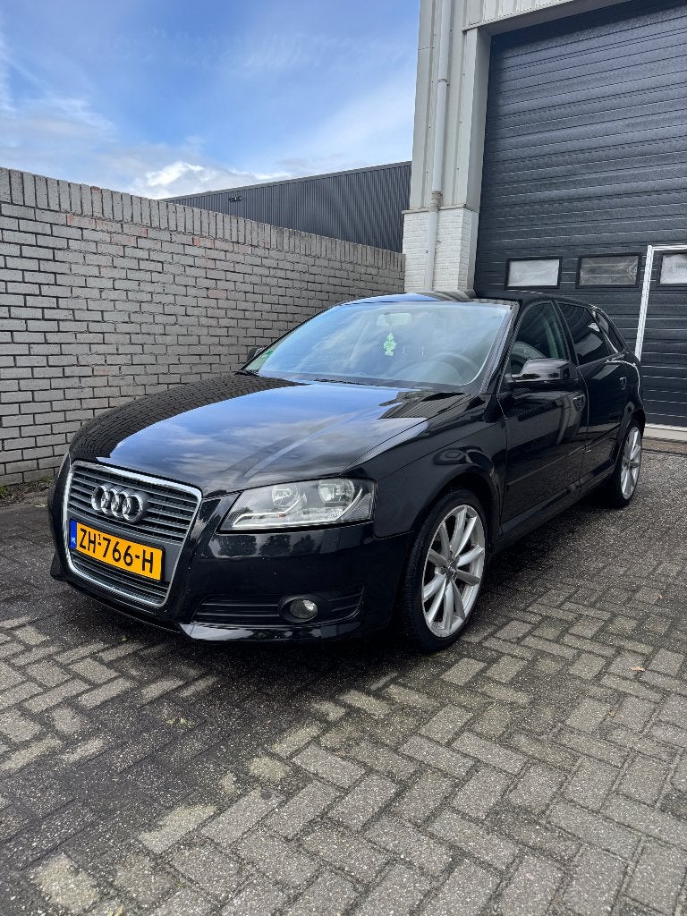 Audi A3 1.2 TFSI Sportback, Auto's, Audi, Zwart, 4 cilinders, Zwart, 1200 kg