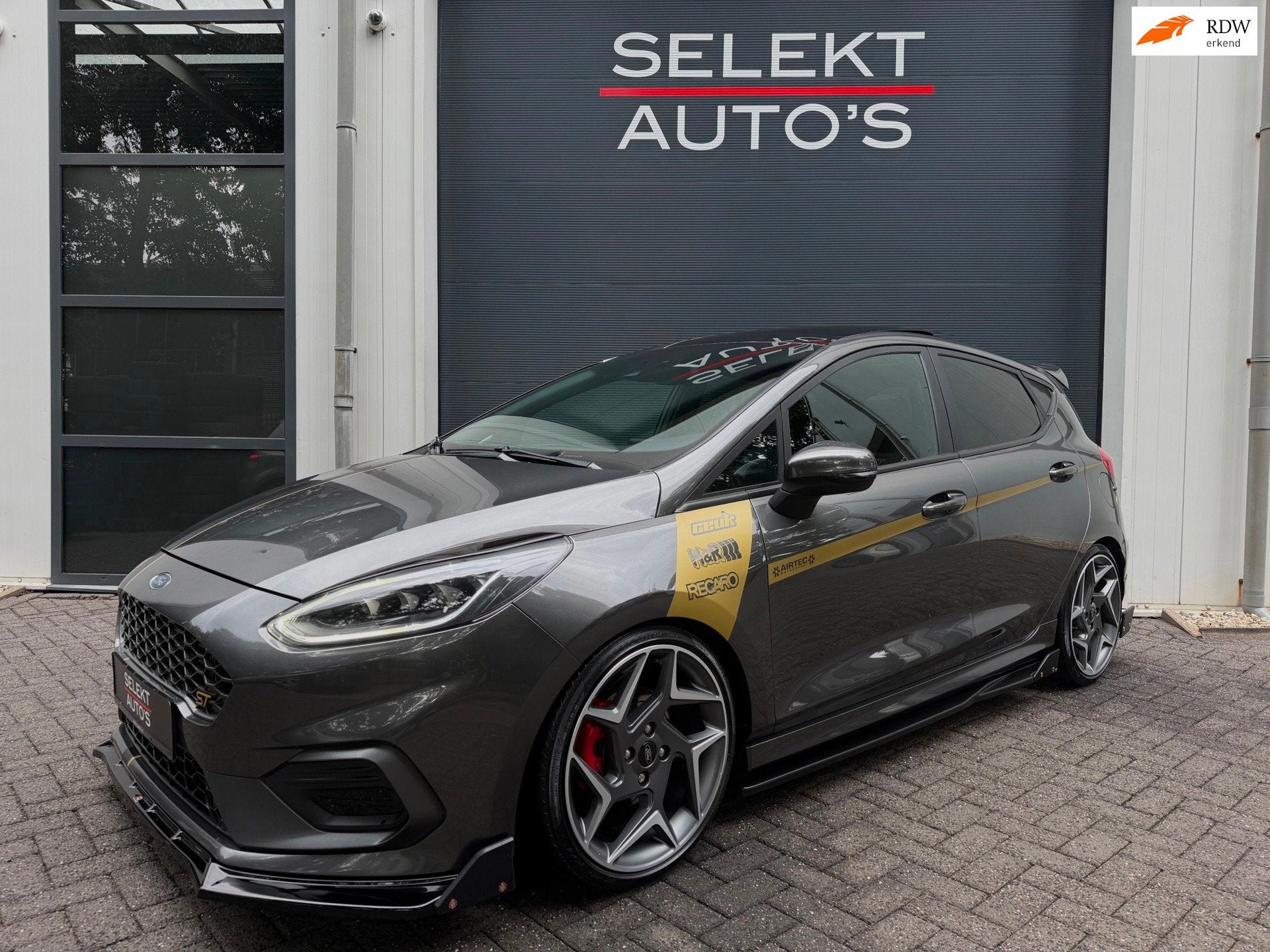 Ford Fiesta 1.5 EcoBoost ST-3 Performance 200 Pk Pano/Recaro, Auto's, Voorwielaandrijving, Gebruikt, Zwart, Origineel Nederlands