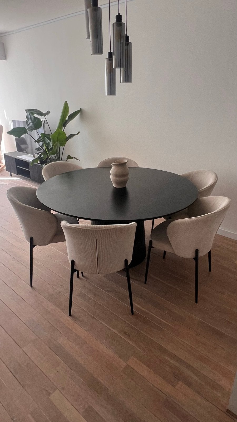 Moderne ronde eettafel met 6 stoelen, Huis en Inrichting, Tafels | Eettafels, Ophalen, 100 tot 150 cm, Rond, Zo goed als nieuw
