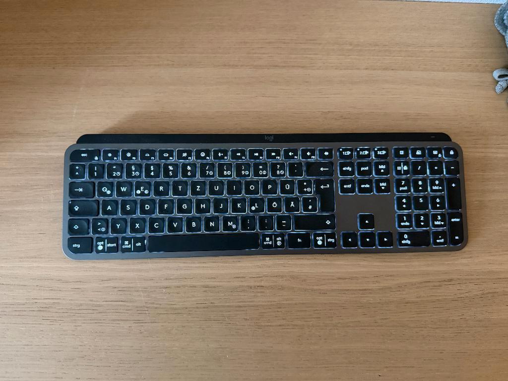 Logitech MX Keys - Duits, Ophalen of Verzenden, Draadloos, Logitech toetsenbord, Overige indelingen
